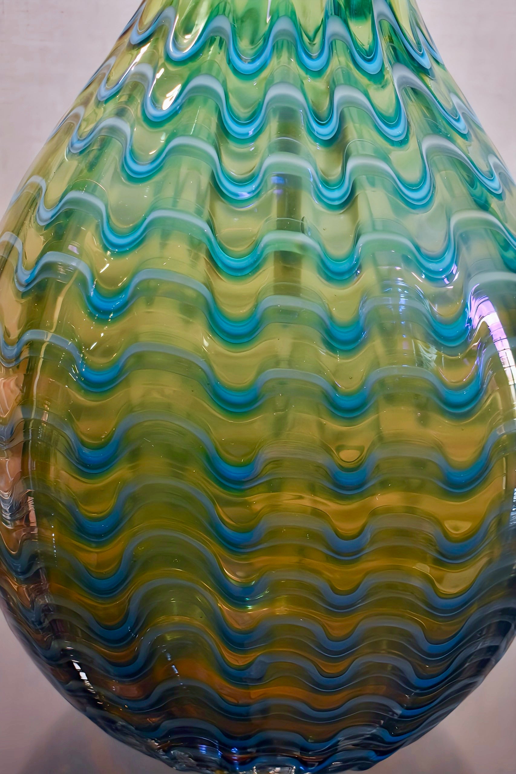 Blackwave Glass Vase