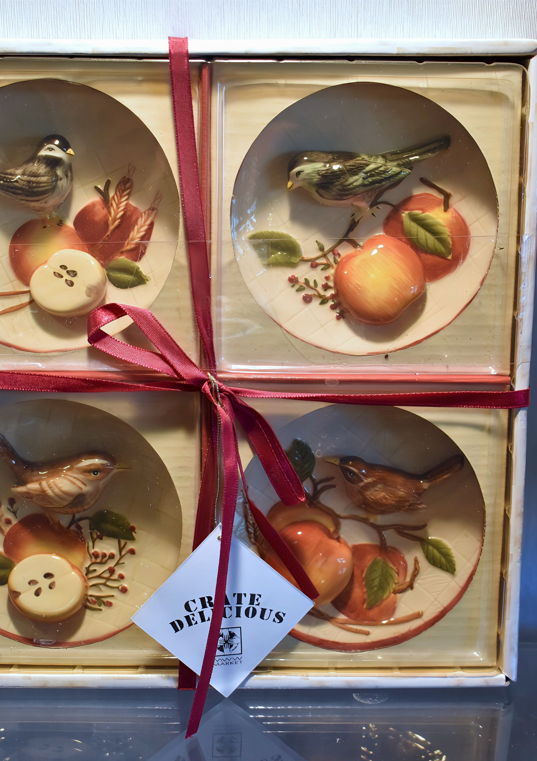 Bird & Apple Mini Plate Set with Wire Rack